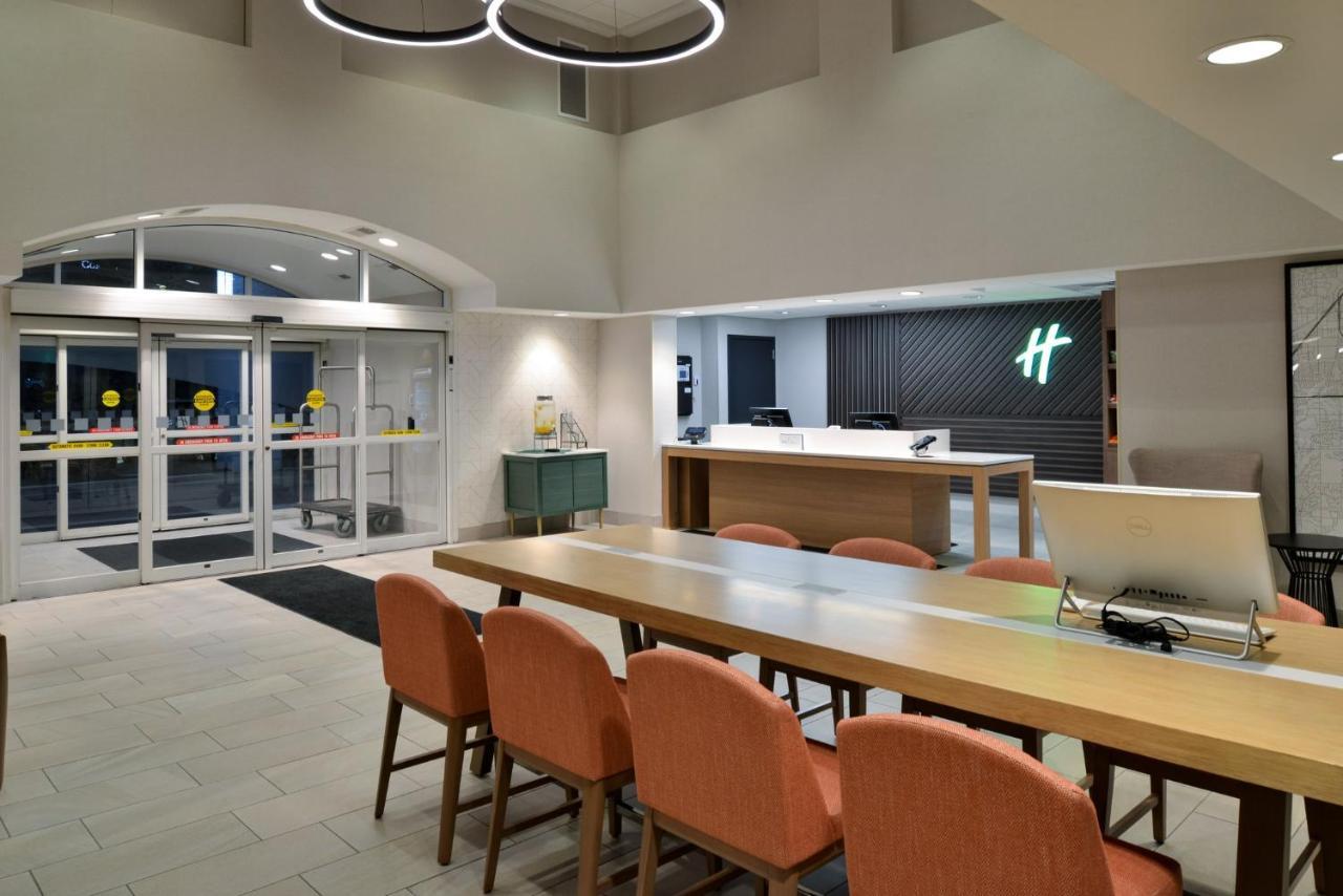 Holiday Inn Hotel & Suites Overland Park-Convention Center By Ihg Exterior foto