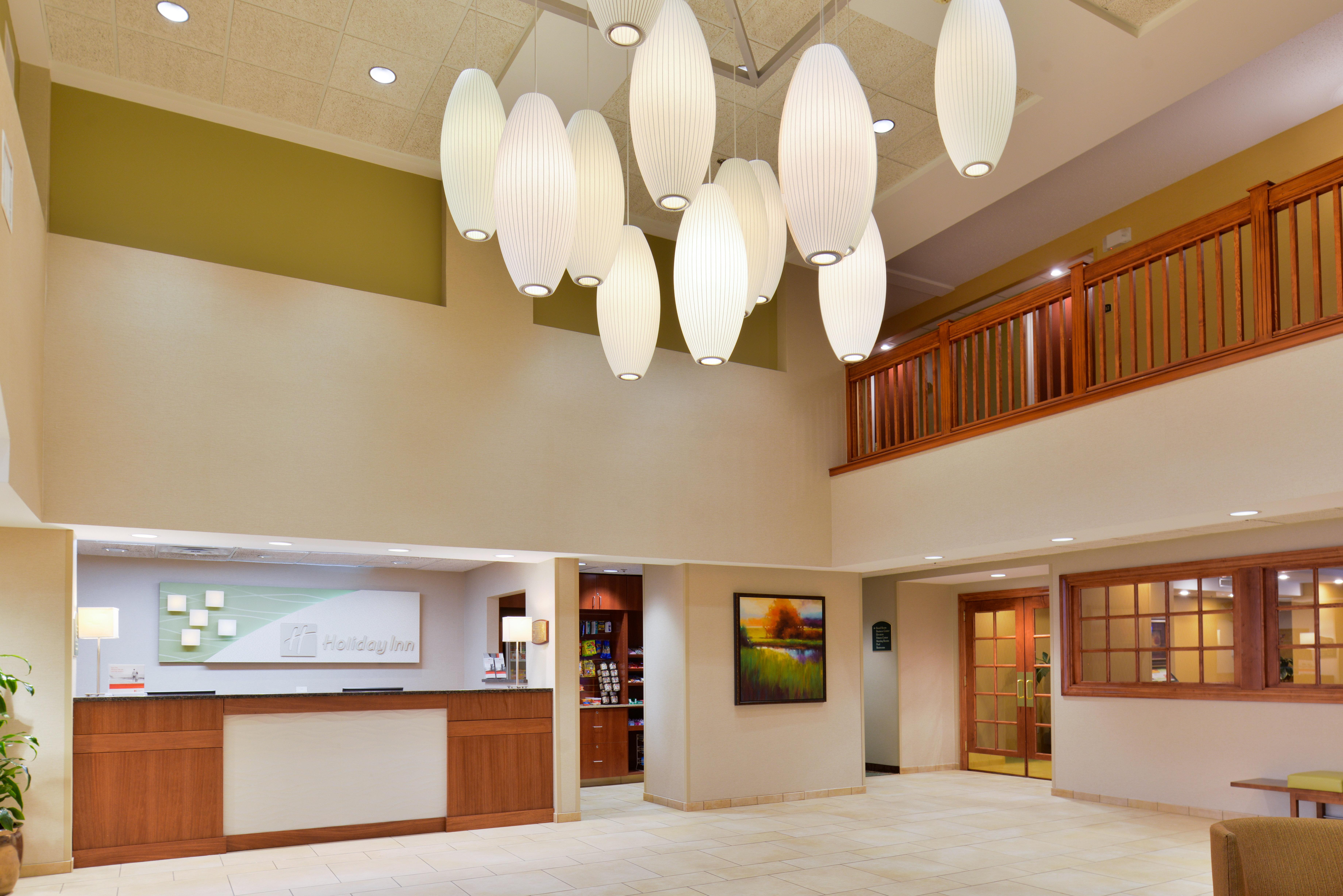 Holiday Inn Hotel & Suites Overland Park-Convention Center By Ihg Exterior foto